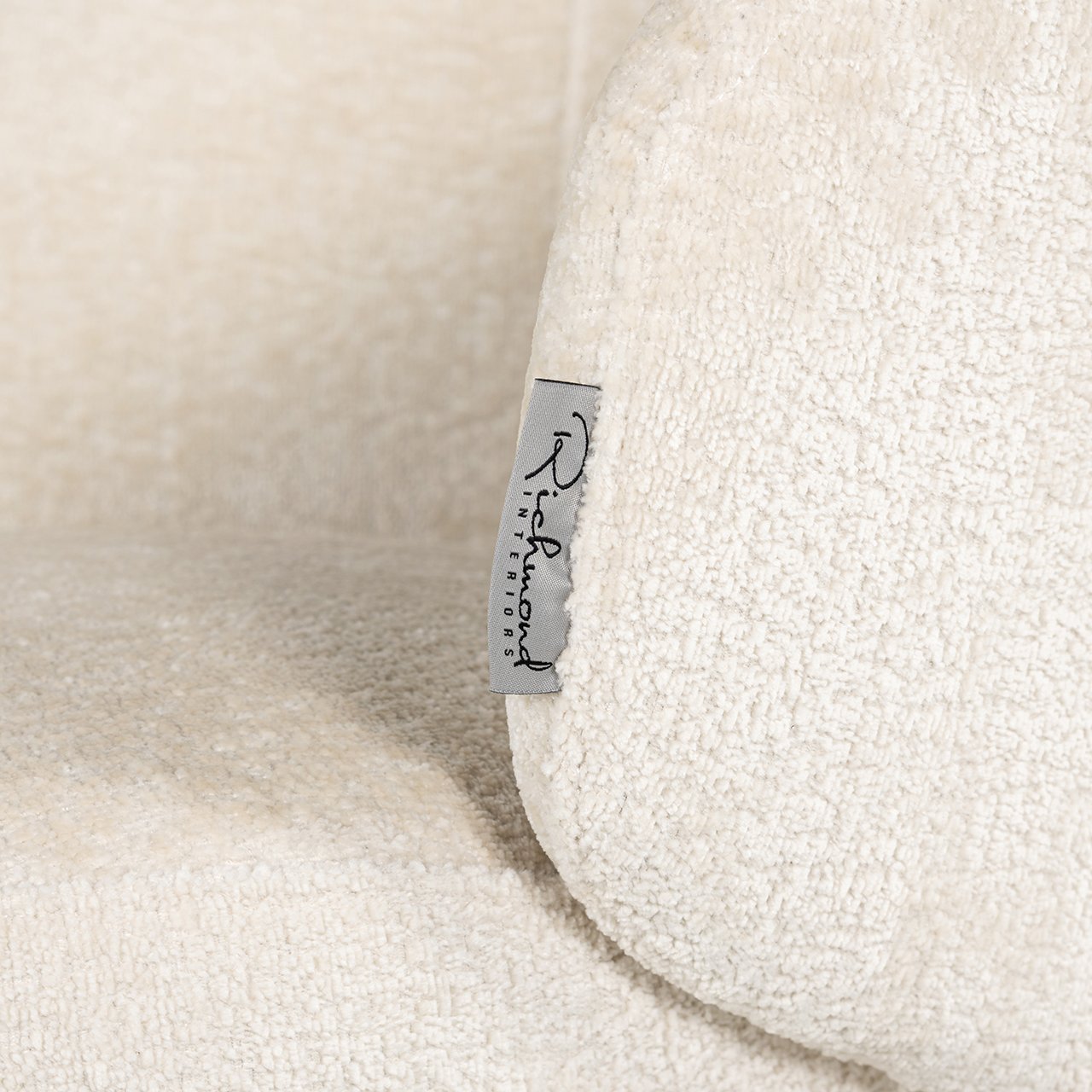 Stuhl Amphara white chenille fire retardant (FR-Bergen 900 white chenille)